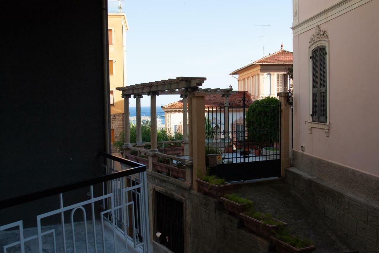 St George Villa Imperia Dış mekan fotoğraf